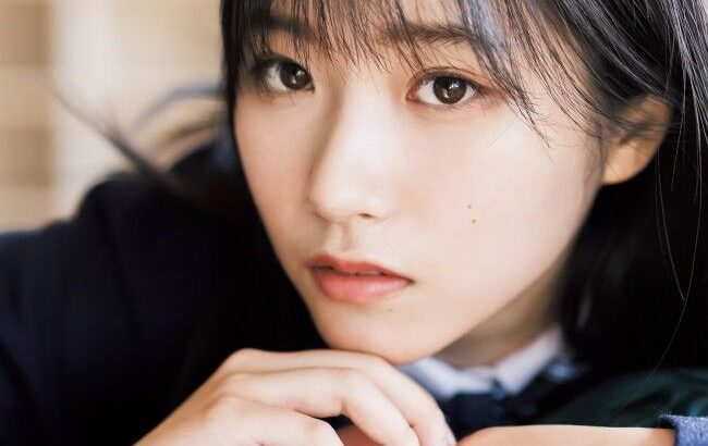 女優・片岡凜のトイレ待ちエピソードに反響！排便についての率直なコメントとは？