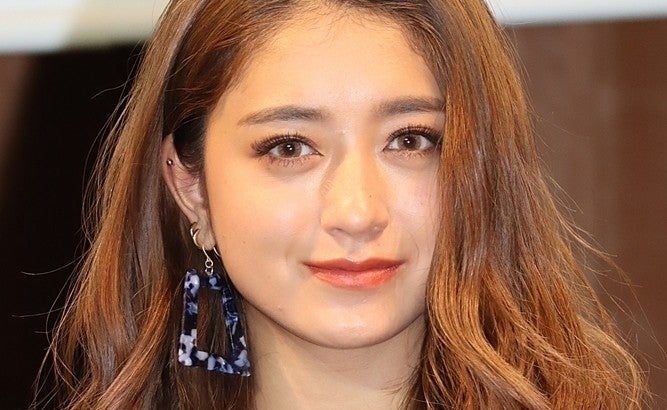 【芸能】みちょぱの美ボディに称賛の嵐　ハワイでビキニ姿を開放 「予想以上に鍛えられててビックリ」「完璧な腹筋」  [冬月記者★]
