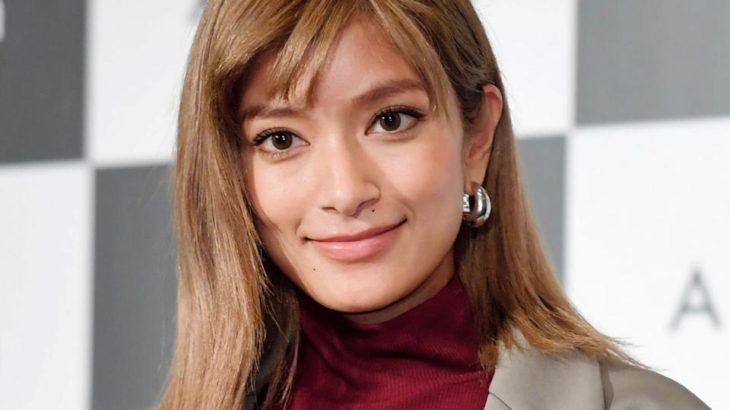 【芸能】ローラ、渡米したフワちゃんとツーショット　挑戦する姿勢に「とってもかっこいい！！」
