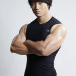 【芸能】“腕が太すぎ”で話題の筋肉芸人、消防士時代に感じた挫折「現場でマッチョは邪魔だった」