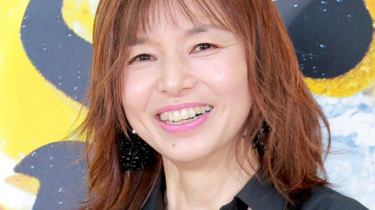 山口智子、夫の唐沢寿明が旅行先で“引きこもり”？その理由にファンも驚愕！