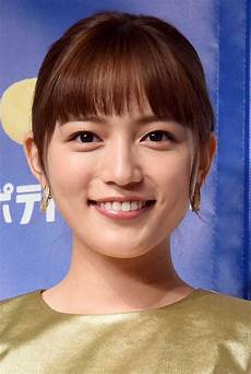 【芸能】国民的女優・川口春奈がサプライズで始球式に登場　バンテリンドームがどよめく