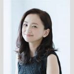 永作博美の54歳、変わらぬ美しさと母としての愛。美しさと存在感