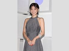 倉科カナ、超ミニ生脚全開コーデ披露で魅せた美脚の秘密