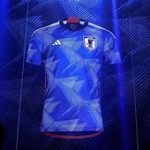 吉本芸人がオンラインカジノに関与？サッカー日本代表選手との関係と広告塔を問題視