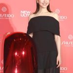 【芸能】長澤まさみ　圧巻！黒のシースルー衣装で魅了「肌が引き立つ黒を着てとても気に入っております」