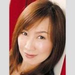 森口博子56歳、すっぴんが「若々しい」34年ぶりの水着姿  時を経て美しさの更新に迫る