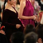 【芸能】石原さとみ、腹部ふっくら姿　第2子妊娠＆今月で産休　『日本アカデミー賞授賞式』に登壇  「大丈夫です、元気です」