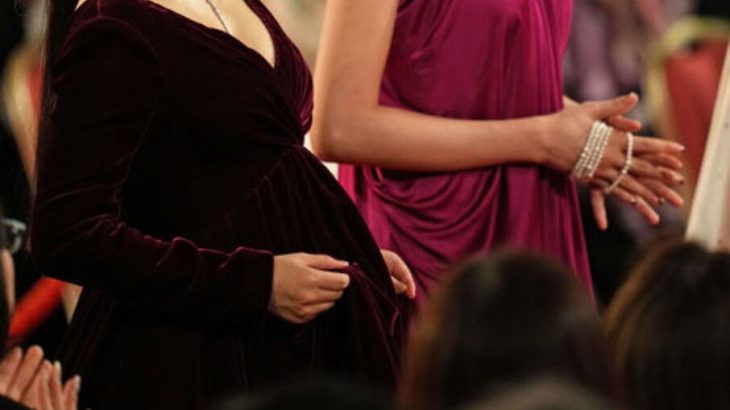 【芸能】石原さとみ、腹部ふっくら姿　第2子妊娠＆今月で産休　『日本アカデミー賞授賞式』に登壇  「大丈夫です、元気です」