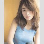 東京ドームでのMLB観戦に感激！泉里香が選んだユニフォームの魅力とは？