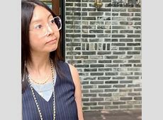 61歳ファン・シネ、驚きの美脚を披露した黒のミニスカ姿「30代だといわれても」