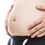 【社会】朝食抜きと不活動な生活が“お腹ポッコリ肥満”を引き起こすと判明！