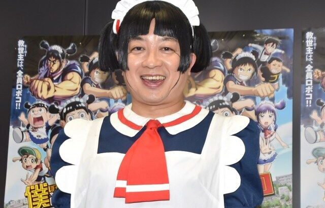 【芸能】チョコプラ松尾、ロボコ衣装で取材会「違和感はないです」　コスプレイヤーの撮影会状態に