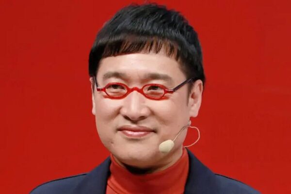 【芸能】山里亮太、結婚式の司会で感極まるも…　その場にいた「後輩芸人の名前」に救われる