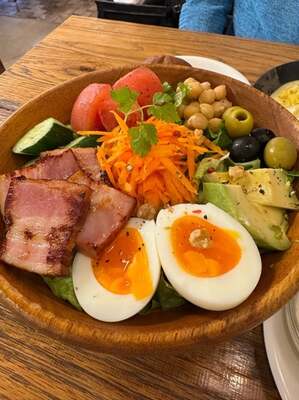 【芸能】堀ちえみ、夫と30分程並んだカフェで注文した品「お腹いっぱいになる量ですけれど」