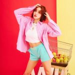 【芸能】王林、斬新ミニスカ＆ざっくり胸元＆美脚全開ショット「おお！これは凄い！」　カラフルなプロデュースアイテム着こなす