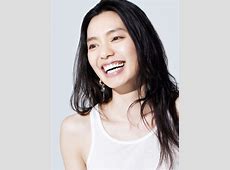 【音楽】Cocco、米国のイラン核施設爆撃「絶対に沖縄のおばあたちの耳に入らないでほしいと願った」　足を痛めて車椅子で訪問