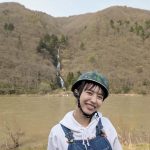 【芸能】井桁弘恵　スイカヘルメットをかぶってほっこり２ショット