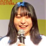 【芸能】「今日暑すぎる!!!」と嘆くアンゴラ村長「ここはどこでしょう…？」水車小屋をバックに笑顔　#埼玉県超上級クイズ