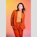 氷川きよしの夏スタイル！日焼け止め塗ってプールを楽しむ