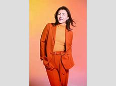 氷川きよしの夏スタイル！日焼け止め塗ってプールを楽しむ