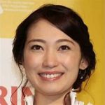 【芸能】「顔が…」ネット騒然！　元モー娘・飯田圭織、プールで楽しむ近影に驚きの声「顔変えました？」「え！？元モー娘の？」