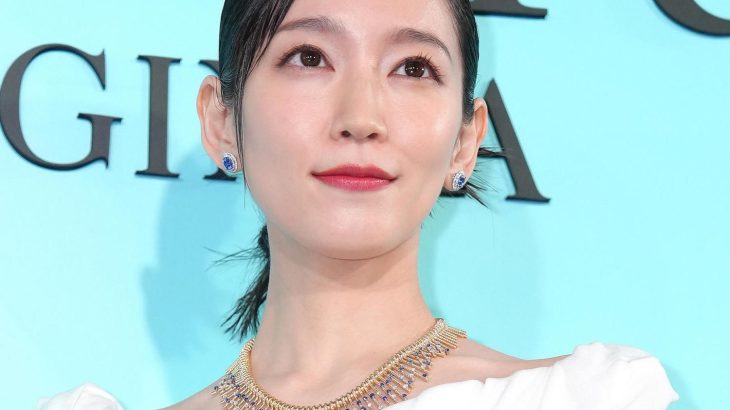 【芸能】吉岡里帆、妖艶「ノースリ」ドレス動画のチラ見せに「眼福」「一生みていたい」コメ欄興奮の嵐