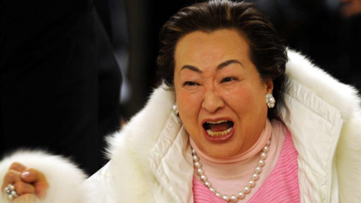 【芸能】細木数子さんに「うるせーな、クソババア！」　暴言吐いた62歳女性芸人「上から言われたので…」