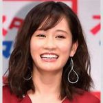 【芸能】前田敦子　9年ぶりAKB劇場でパフォーマンス！　パンツルックで笑顔　新劇場にも「凄い凄～い」　20周年記念シングルに参加