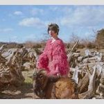 【芸能】女性シンガー・ソングライター、反差別デモでのパフォーマンスで誹謗中傷受け「うわー。美しい、女性蔑視の日本」