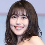 【芸能】「3度見しちゃいました」有村架純、超ミニ丈姿にSNSクギ付け「かわいすぎる」「お人形さんみたい」