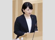 小川晶前橋市長の三股交際！市役所幹部、後援会会長、ヒッピー風男性　トンデモ密会   文春砲炸裂