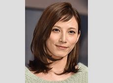 【芸能】?夏忘れチラ見え?透けショットの加藤あいに反響「ピンクもお似合い」「お別れは寂しくもありますね」