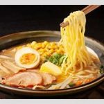 【話題】ラーメンvsうどん　あなたはどっち派？