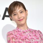 【芸能】本田翼　絶対領域のぞかせた“ミニスカ”秋コーデ紹介　ファンもん絶「奇跡の可愛さ」「スタイル神」「バッサー美脚」