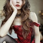 【芸能】歌手・中島美嘉　コラボアイテム着用ショットが『リアルNANA』と話題　「世界一ヴィヴィアンが似合っている」