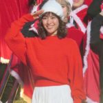 【芸能】瀧本美織　冬の八重洲に美声響かせた「歌って心がぽかぽか温まりました」