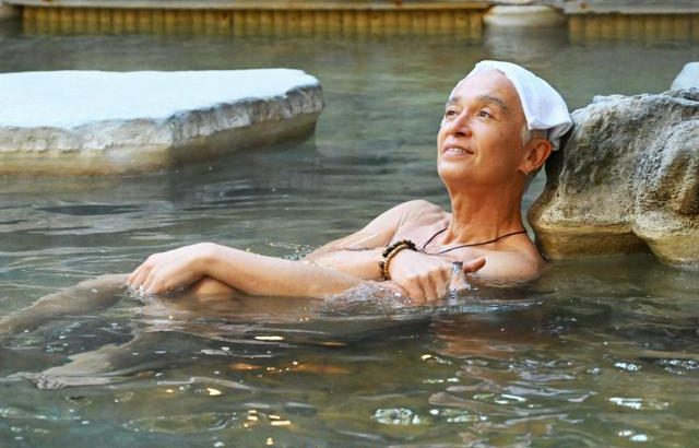 【芸能】『globe』マーク・パンサーさん、大分県別府市に移住　「おんせん県」で見つめ直した人生