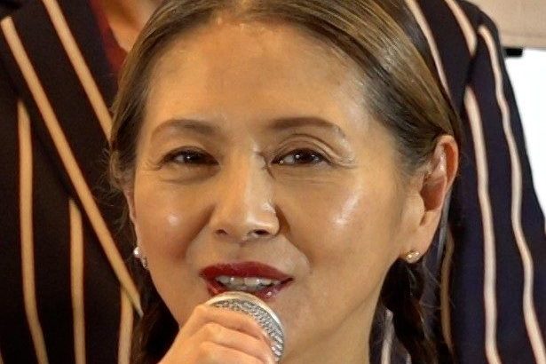 【芸能】小泉今日子「10年後一緒に歌おう」　“花の82年組” 早見優と笑顔で約束