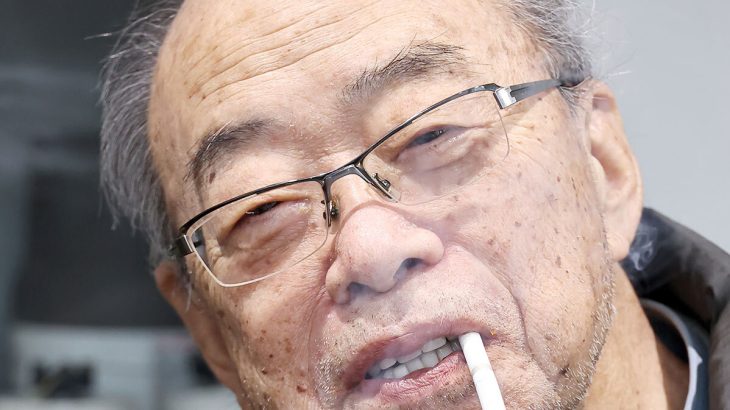 【芸能】82歳でコーラがぶ飲み、タバコ大好き…　異色のシンガーソングライター小椋佳の“生き様”に共感の声