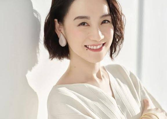 【芸能】シノラーが別人「美しい」「綺麗」「眼福です」４６歳現在の姿が反響…６年前に結婚した篠原ともえ