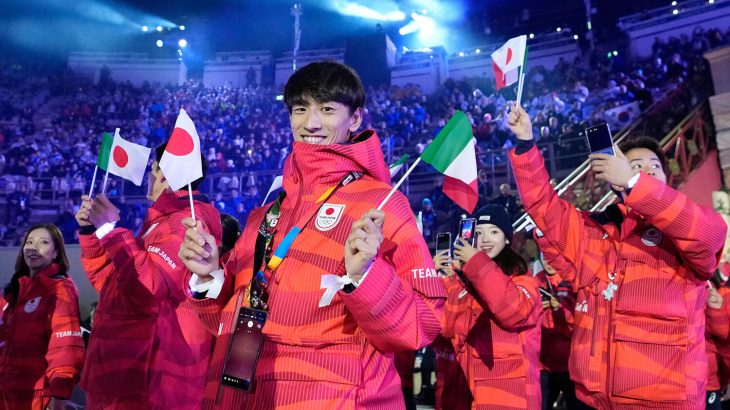 【閉会式】「日本ってやっぱり素晴らしい国」日本選手団がイタリア国旗持って入場に称賛の声