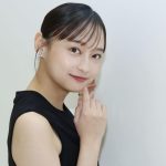 【芸能】影山優佳　リンゴ柄のミニスカで美脚披露　「ゴルフ界にも進出」「天才かな？」の声